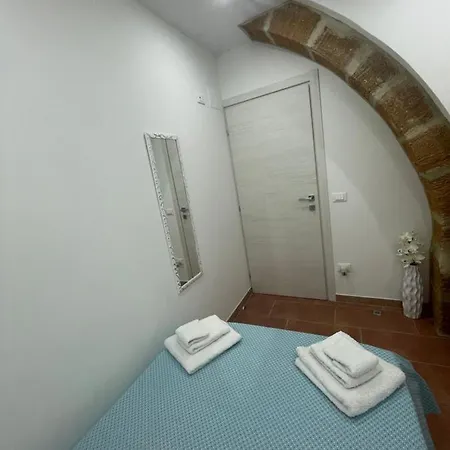 L'arco Di Athena Holiday home Syracuse