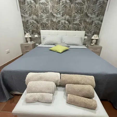 L'arco Di Athena Holiday home