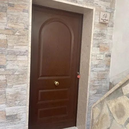 L'arco Di Athena Szirakúza