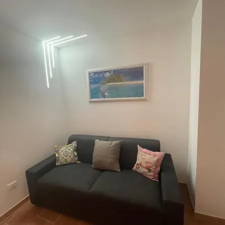 Сasa de vacaciones L'arco Di Athena